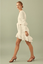 Load image into Gallery viewer, C/MEO COLLECTIVE V領蕾絲綁結上衣