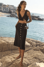 Load image into Gallery viewer, 黑色高腰排釦前開衩長裙